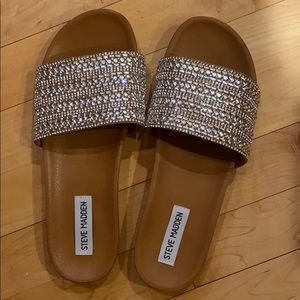 Steve madden slides size 8/9